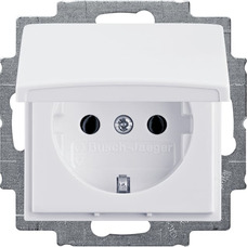 BASIC55 1-GANG SCHUKO SOCKET OUTLET WITH LID